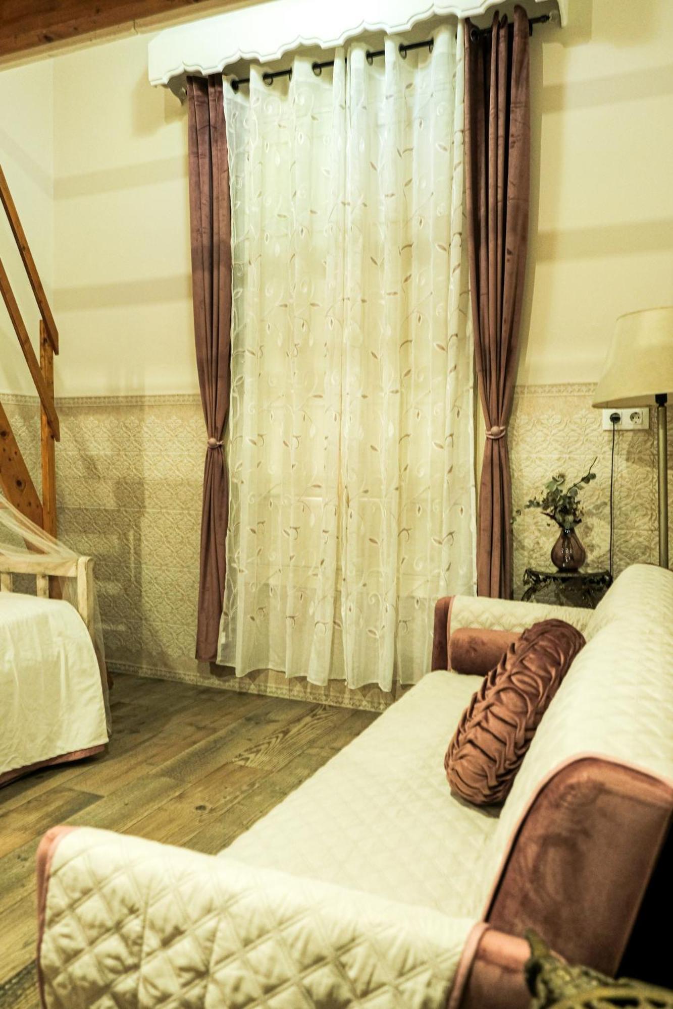 Casa De La Juderia Dona Pilar Apartment Sevilla Bagian luar foto