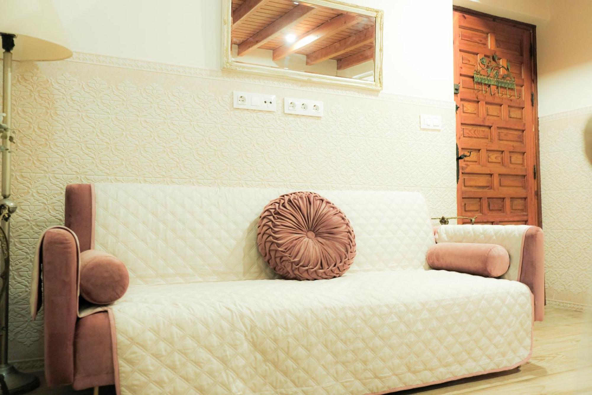 Casa De La Juderia Dona Pilar Apartment Sevilla Bagian luar foto